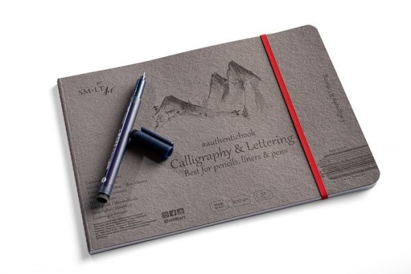 SMLT art Album na kaligrafii #authenticbook, šitá vazba, 245x176cm, 32 listů, 100g/m2