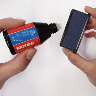 Razítková poduška 7x11 cm / černá