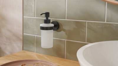 Kalia - tesa_Moon_Black_Soap_Dispenser_40565_ap.jpg