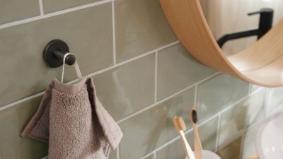 Kalia  - tesa_Moon_Black_Towel_Hook_40563_ap.jpg